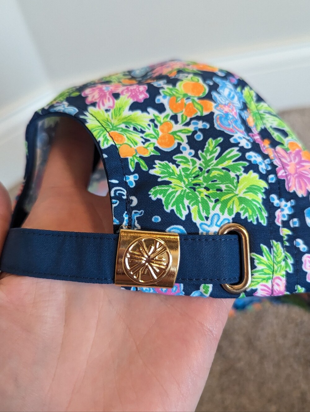 Lilly Pulitzer x Disney - Navy Lilly Loves Disney Run Around Hat - One Size - Picture 5 of 7